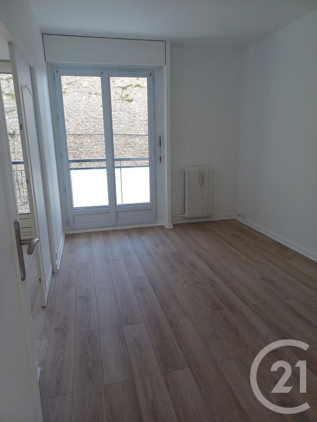 Appartement F3 &agrave; louer - 3 pi&egrave;ces - 64,22 m2 - Bourg La Reine - 92 - ILE-DE-FRANCE