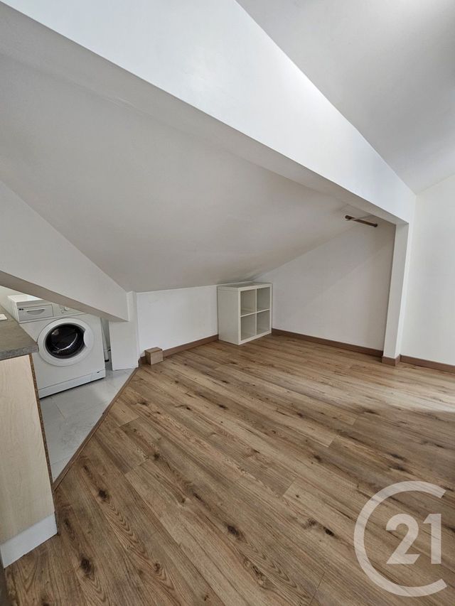 Appartement F3 &agrave; louer - 3 pi&egrave;ces - 32,37 m2 - Montrouge - 92 - ILE-DE-FRANCE