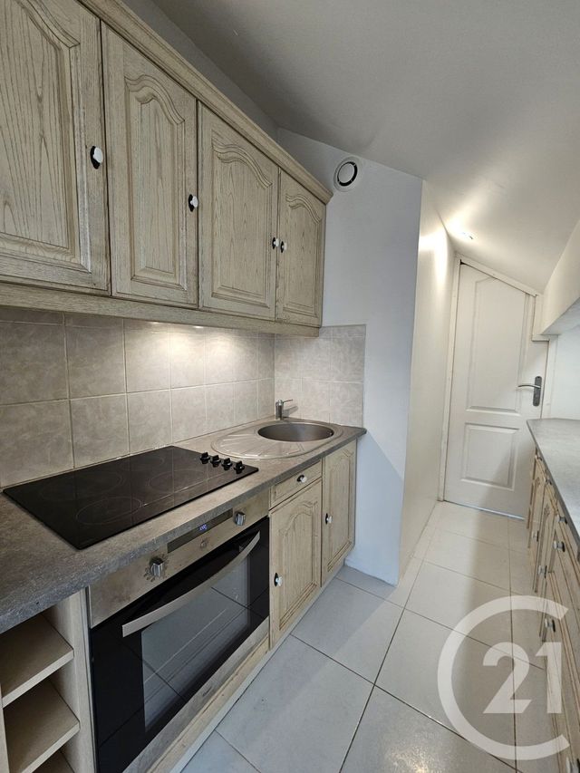 Appartement F3 &agrave; louer - 3 pi&egrave;ces - 32,37 m2 - Montrouge - 92 - ILE-DE-FRANCE