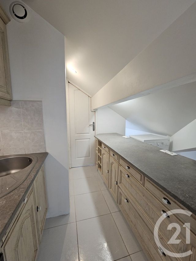 Appartement F3 &agrave; louer - 3 pi&egrave;ces - 32,37 m2 - Montrouge - 92 - ILE-DE-FRANCE
