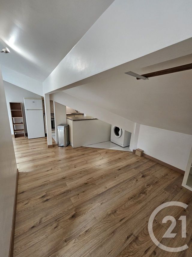 Appartement F3 &agrave; louer - 3 pi&egrave;ces - 32,37 m2 - Montrouge - 92 - ILE-DE-FRANCE