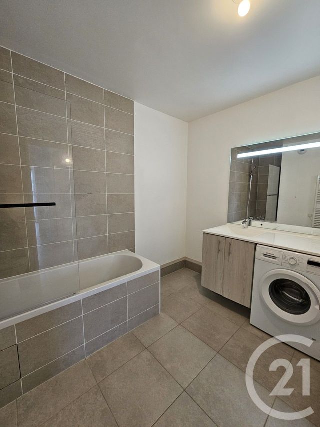Appartement F3 &agrave; louer - 3 pi&egrave;ces - 60,15 m2 - Gentilly - 94 - ILE-DE-FRANCE