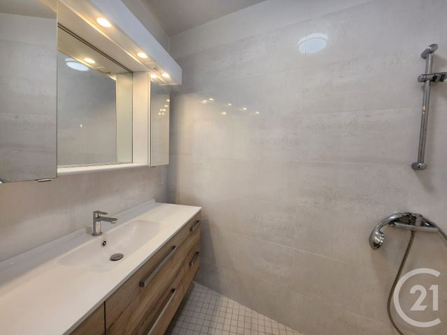 Appartement F4 &agrave; louer - 4 pi&egrave;ces - 63,79 m2 - Montrouge - 92 - ILE-DE-FRANCE