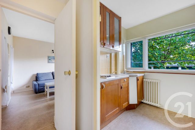 Appartement F1 à vendre - 1 pièce - 24 m2 - Montrouge - 92 - ILE-DE-FRANCE