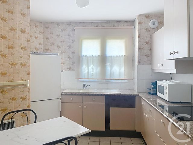 Appartement F2 à vendre - 2 pièces - 69 m2 - Chartres - 28 - CENTRE