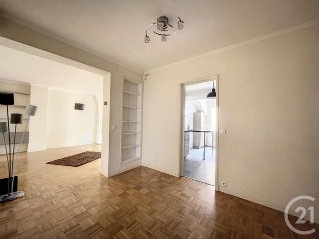 Appartement F5 à vendre - 5 pièces - 108,29 m2 - Chartres - 28 - CENTRE