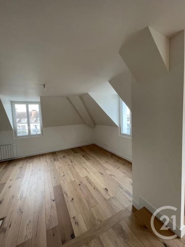 Appartement T4 à vendre - 3 pièces - 92 m2 - Chartres - 28 - CENTRE