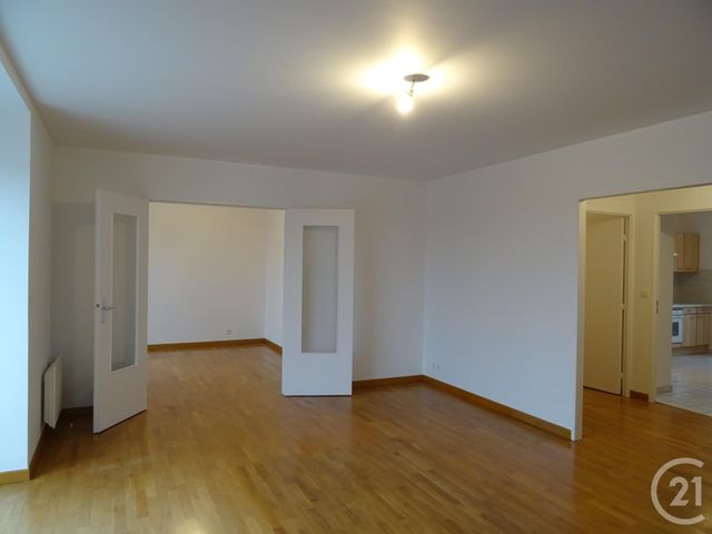 Appartement F3 à vendre - 3 pièces - 79,54 m2 - Luisant - 28 - CENTRE