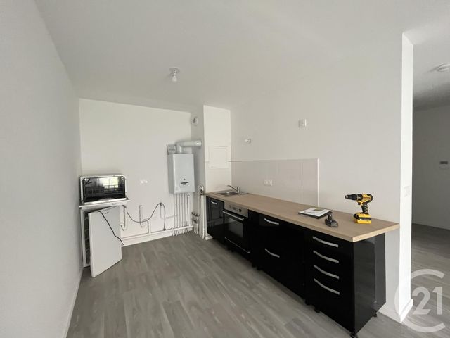 Appartement F1 &agrave; louer - 1 pi&egrave;ce - 38,29 m2 - Luce - 28 - CENTRE