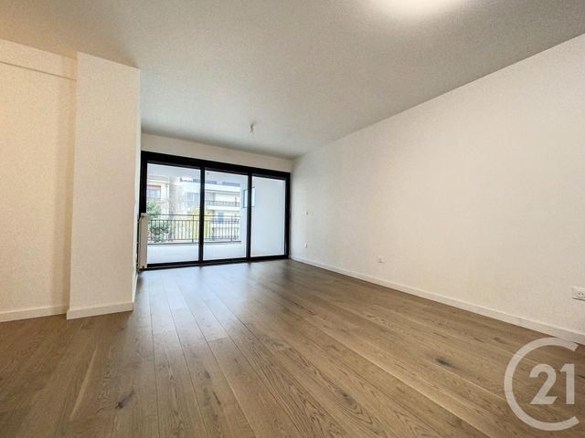 Appartement F4 à vendre - 4 pièces - 87 m2 - Chartres - 28 - CENTRE
