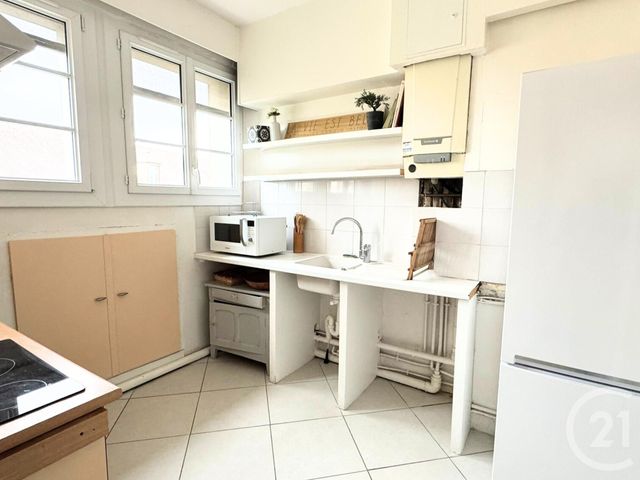 Appartement T2 &agrave; louer - 2 pi&egrave;ces - 61,44 m2 - Chartres - 28 - CENTRE