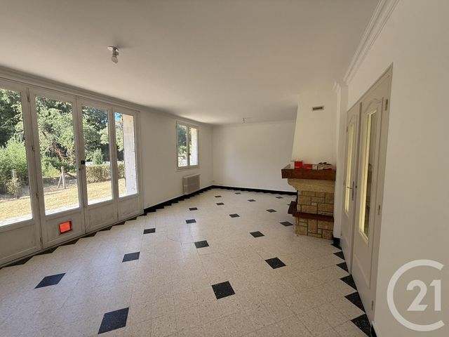 Maison &agrave; louer - 5 pi&egrave;ces - 110,40 m2 - Chartres - 28 - CENTRE