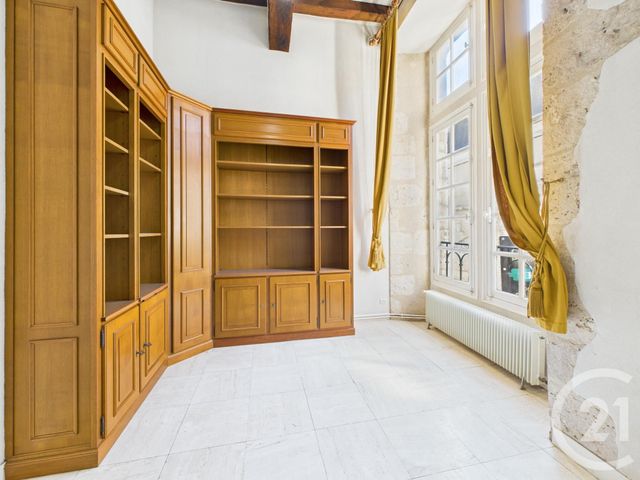 Appartement T3 à louer - 3 pièces - 75,91 m2 - Chartres - 28 - CENTRE