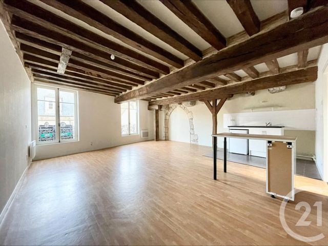 Appartement T1 à louer - 1 pièce - 46,39 m2 - Chartres - 28 - CENTRE