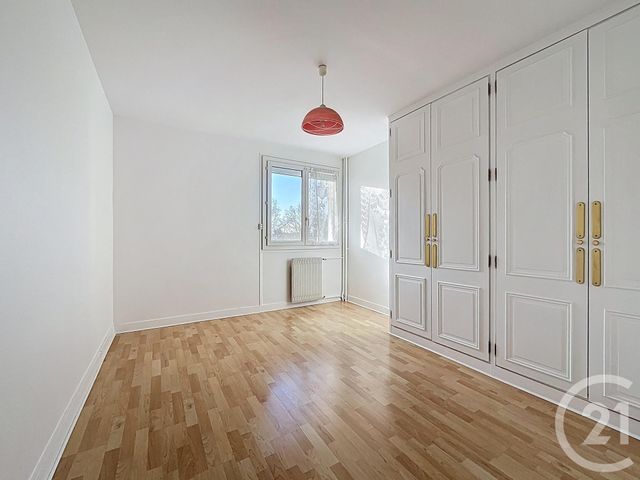 Appartement F3 à vendre - 3 pièces - 69,20 m2 - Chartres - 28 - CENTRE