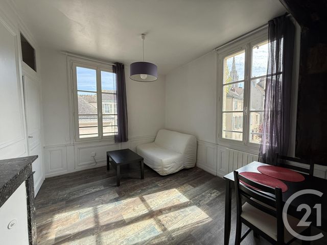 Appartement Studio à louer CHARTRES