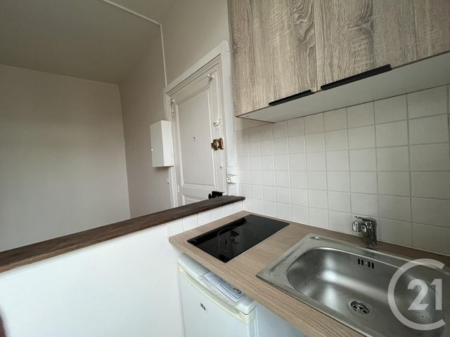 Appartement F1 &agrave; louer - 1 pi&egrave;ce - 13,69 m2 - Chartres - 28 - CENTRE