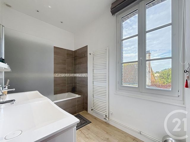 Maison à vendre - 9 pièces - 212 m2 - Chartres - 28 - CENTRE