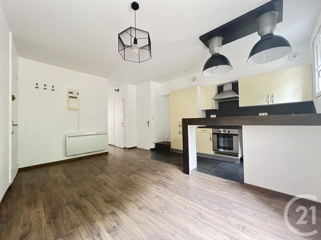 Appartement T2 à vendre - 2 pièces - 36,02 m2 - Chartres - 28 - CENTRE