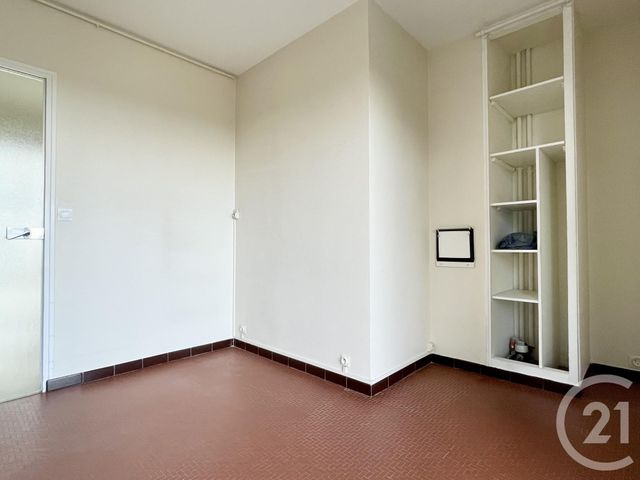 Appartement F3 &agrave; louer - 3 pi&egrave;ces - 75,04 m2 - Chartres - 28 - CENTRE