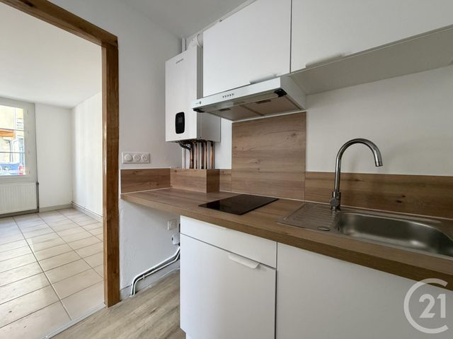 Appartement F2 &agrave; louer - 2 pi&egrave;ces - 46,63 m2 - Chartres - 28 - CENTRE