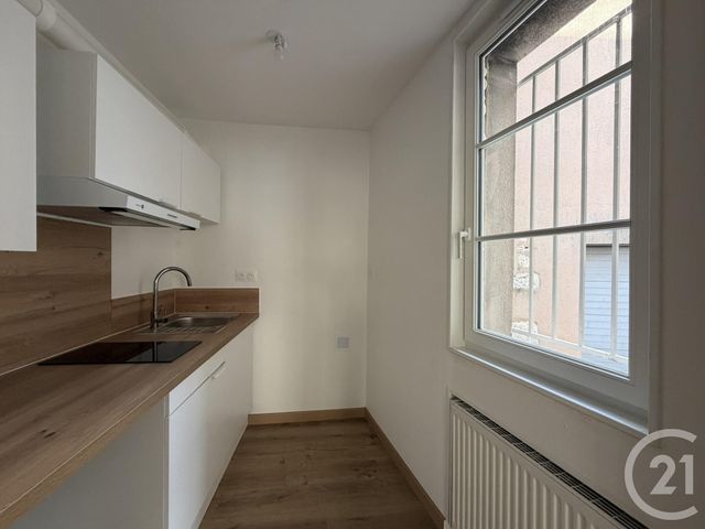 Appartement F2 &agrave; louer - 2 pi&egrave;ces - 46,63 m2 - Chartres - 28 - CENTRE