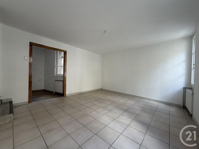 Appartement F2 &agrave; louer - 2 pi&egrave;ces - 46,63 m2 - Chartres - 28 - CENTRE
