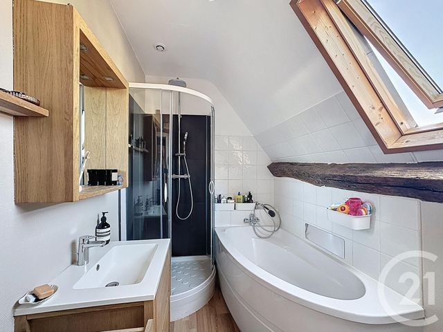 Appartement F4 à vendre - 4 pièces - 84 m2 - Chartres - 28 - CENTRE