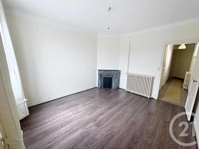 Appartement F2 à vendre - 3 pièces - 66 m2 - Chartres - 28 - CENTRE