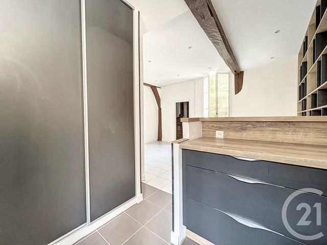 Appartement F3 à vendre - 2 pièces - 62 m2 - Chartres - 28 - CENTRE