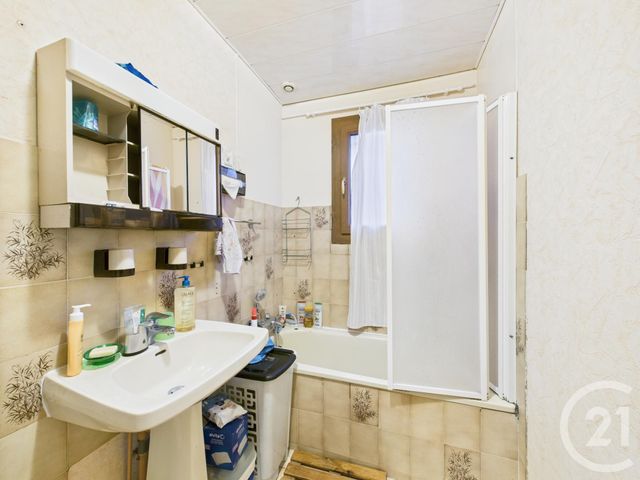 Maison à vendre - 5 pièces - 91 m2 - Morancez - 28 - CENTRE