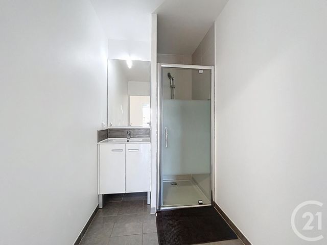 Appartement F3 à vendre - 3 pièces - 64,70 m2 - Chartres - 28 - CENTRE