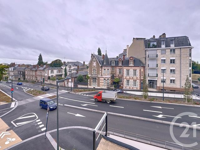 Appartement F4 à vendre - 4 pièces - 73 m2 - Chartres - 28 - CENTRE