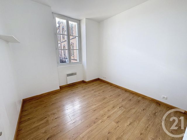 Appartement F3 à vendre - 3 pièces - 65 m2 - Chartres - 28 - CENTRE