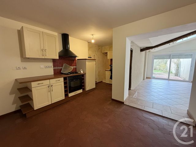 Maison &agrave; louer - 3 pi&egrave;ces - 73,48 m2 - Chartres - 28 - CENTRE