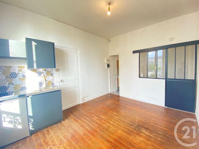 Appartement F1 &agrave; louer - 1 pi&egrave;ce - 21,49 m2 - Chartres - 28 - CENTRE