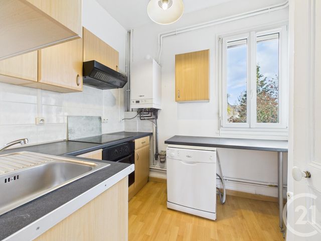 Appartement F5 à vendre - 5 pièces - 85 m2 - Chartres - 28 - CENTRE