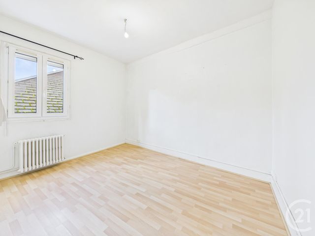 Appartement F5 à vendre - 5 pièces - 85 m2 - Chartres - 28 - CENTRE