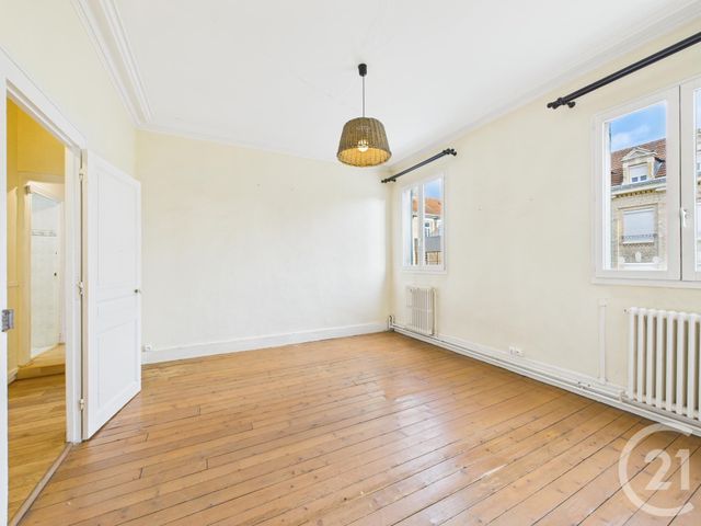 Appartement F5 à vendre - 5 pièces - 85 m2 - Chartres - 28 - CENTRE