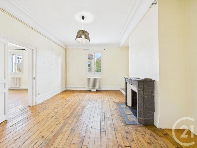 Appartement F5 à vendre - 5 pièces - 85 m2 - Chartres - 28 - CENTRE