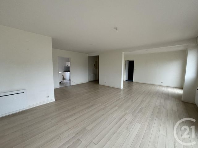 Appartement F5 &agrave; louer - 4 pi&egrave;ces - 115,14 m2 - Chartres - 28 - CENTRE