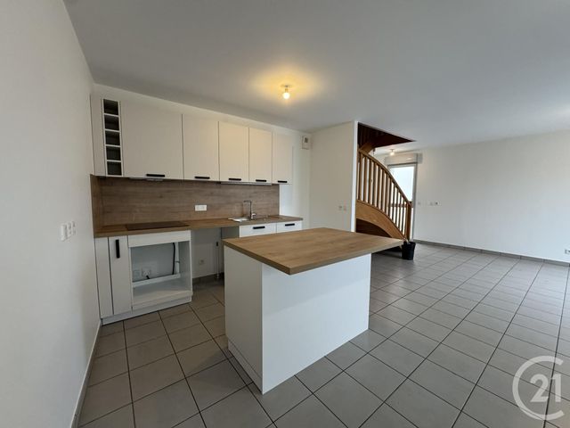 Maison &agrave; louer - 5 pi&egrave;ces - 125,70 m2 - Chartres - 28 - CENTRE