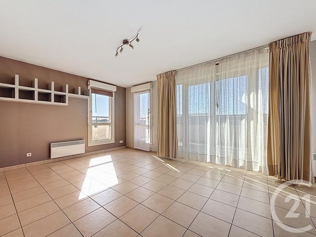 Appartement T4 &agrave; vendre - 4 pi&egrave;ces - 82,92 m2 - Chartres - 28 - CENTRE