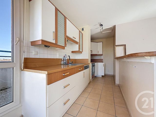 Appartement T4 &agrave; vendre - 4 pi&egrave;ces - 82,92 m2 - Chartres - 28 - CENTRE