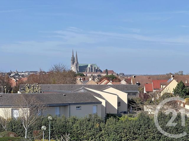 Appartement T4 &agrave; vendre - 4 pi&egrave;ces - 82,92 m2 - Chartres - 28 - CENTRE