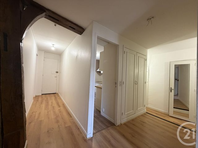 Appartement F4 &agrave; louer - 4 pi&egrave;ces - 112,16 m2 - Chartres - 28 - CENTRE