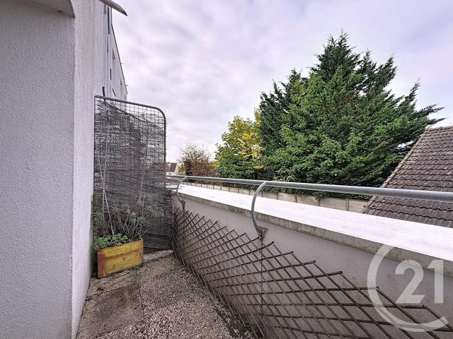 Appartement F5 à vendre - 5 pièces - 97 m2 - Chartres - 28 - CENTRE