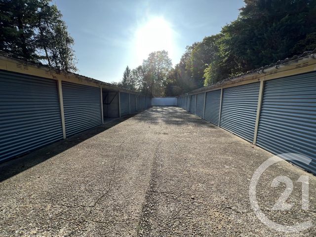 Parking à louer - 11,87 m2 - Chartres - 28 - CENTRE