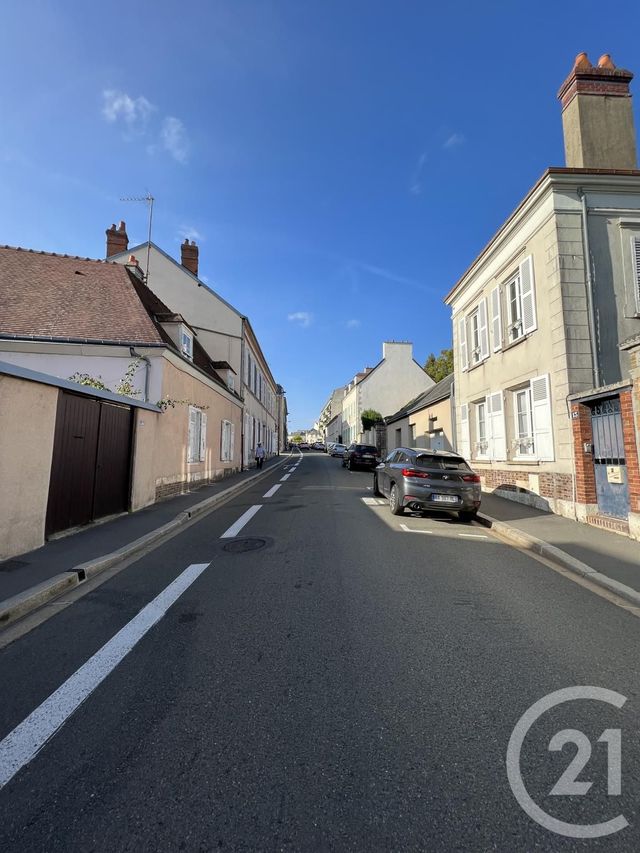 Parking à louer - 11,87 m2 - Chartres - 28 - CENTRE