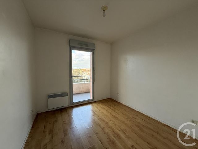 Appartement F3 &agrave; louer - 3 pi&egrave;ces - 60,29 m2 - Chartres - 28 - CENTRE